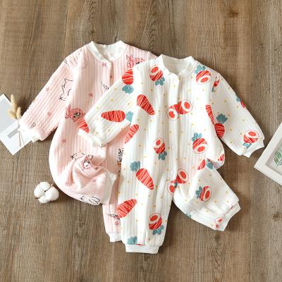 China Newborn 100% cotton baby jumpsuit romper clothes spring and fall winter cartoon printed cotton baby romper clothing for sale