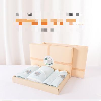 China CQD 5977 Anti-Static Winter Padded Coat Boys And Girls Gift Box Newborn Baby Clothes Cotton-padded Newborn Baby Set Gift Box for sale