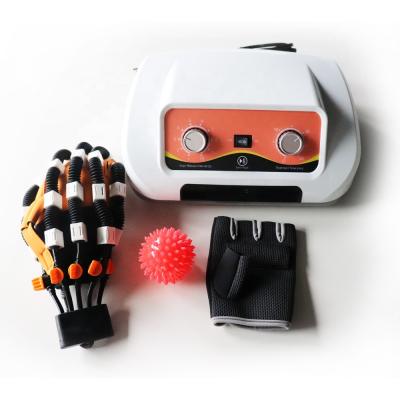 Chine Household Rechargeable Physiotherapy Hand Gloves Robotic Rehabilitation Equipment For Hand Rehabilitation Exercise After Stroke à vendre