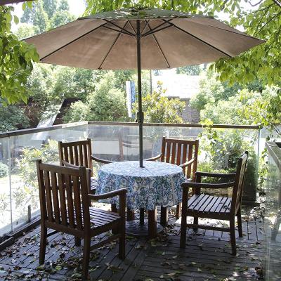 China 100%Polyester tablecloth water resistance oilproof table cover stylish zippered outdoor BBQ table cloth for sale