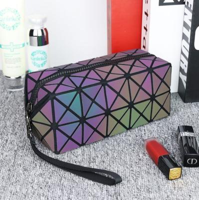 China Lady Women's Geometric Folding handbag rhombic dresser bag 2019 card package new printing ethnic wind travel coin purse for sale