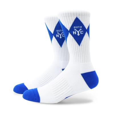 China Top quality wholesale unisex sporty custom made cotton socks for sale