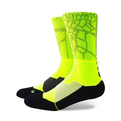 China Custom Free Sports Support OEM 24/7 Soft Mesh Basketball Socks Men Design for sale