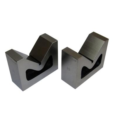 China Customized 2022 Type Cast Steel V Block Measuring Tools Flat Surfaces for sale