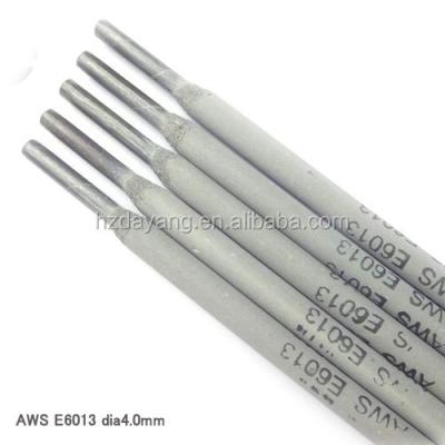 China Steel Structure Factory Low Carbon Steel Welding Rods AWS E6013 J421 Highest Quality Direct Low Carbon Rutile Sand / Soft Coated Welding Electrode Material for sale