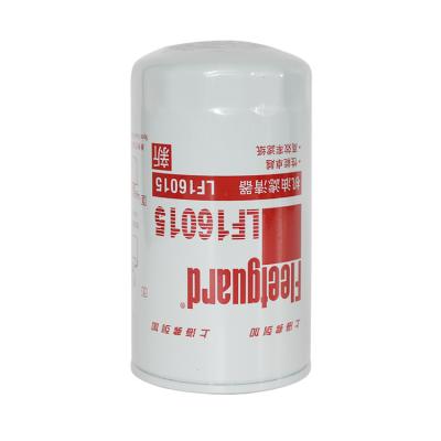 China For replace/repair Truck engine spare oil filter 2992242 LF16015 W950/26 suitable for Iveco series for sale