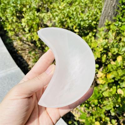 China Dong Hai Wholesale Natural Healing Crescent Bowl Polished Large Clear Selenite Quartz Bowls for sale