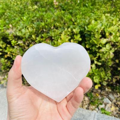 China Dong Hai Wholesale Bulk Natural Polished Clear Selenite Singing Heart Shaped Cuvettes Healing Quartz Cuvette In Stock On Sale for sale