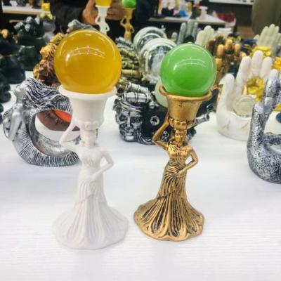 China China Wholesale Resin Crafts For Women Modeling Sphere Stands for sale