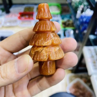 China Discount Dong Hai Limited Sample Sales Promotion Tumbled Healing Palm Stones Cut For Shaped Merry Christmas Tree for sale