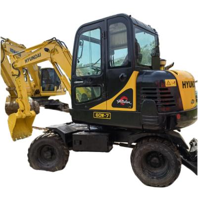 China Cheaper Price Used Hotels Hyundai Wheel Excavator Hyundai Excavator 60W-7 In Good Condition for sale