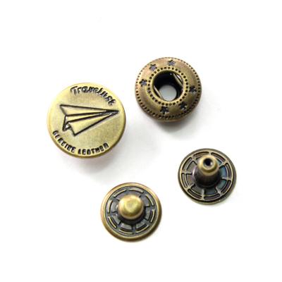 China Dry cleaning factory price fashion viable washable nickel free custom metal buttons new design clothes button snap button for sale