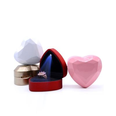 China Wholesale Plastic+Velvet Plastic in Velvet 4 Color Led Ring Box Heart Shape Jewelry Box Jewelry Organizer for sale