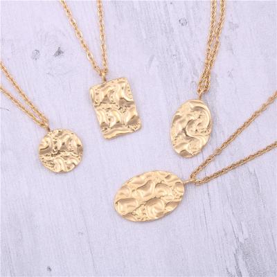 China Waterproof 18K Gold Plated Hammered Texture Round Disc Pendant Necklace Elegant Stainless Steel Jewelry Wholesale Tarnish Free for sale