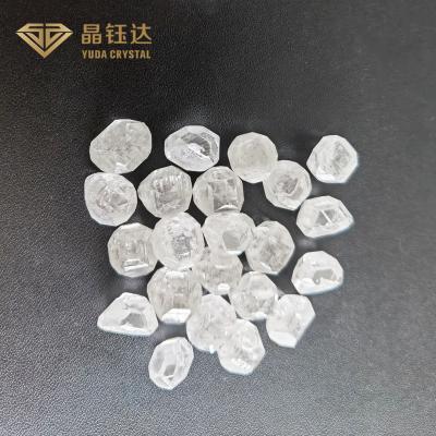 Cina 3.0-4.0 diamante bianco di grande dimensione HPHT del sintetico dei diamanti grezzi sviluppato laboratorio di carati in vendita