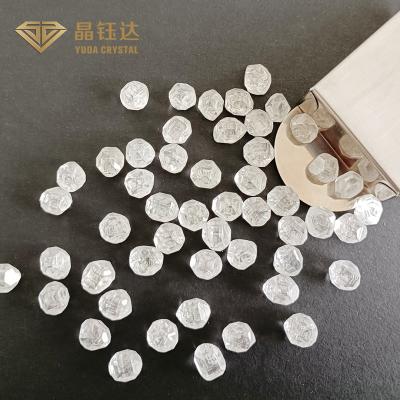 Chine Diamants synthétiques de 4CT 5CT HPHT Diamond Rough White Cultivated Loose à vendre