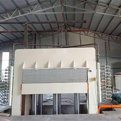 China Building Material Stores Hydraulic Hot Press Machine 10 Layers For Plywood for sale