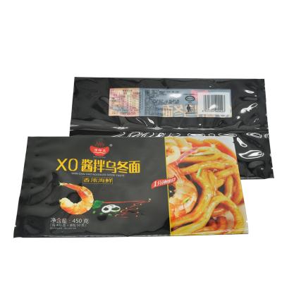 China Custom Printed Barrier Food Packaging Bags Noodles Center Seal Pouch With Window for sale