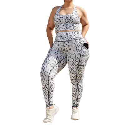 China Breathable Big Hot Sale XXXL Size Yoga Wear Plus Size Workout Clothing Yoga Sets for sale