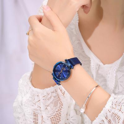 China Popular women in Europe and the United States in 2021, the trend of exquisite women's watches, magnetic design, gypsophila women because for sale