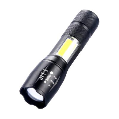 China Zoomable Led Best Light Rechargeable Zoomable Flashlights Portable Work Light Led Flashlights Torches for sale