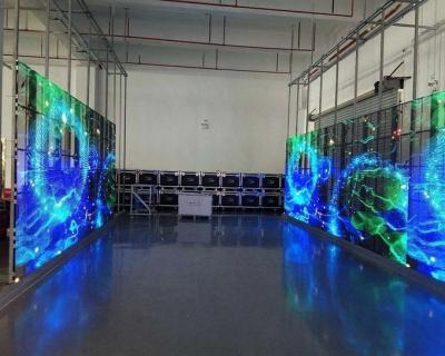 China Rgb-transparente Glas-LED-Anzeige 36864 Dot For Retail Stores zu verkaufen