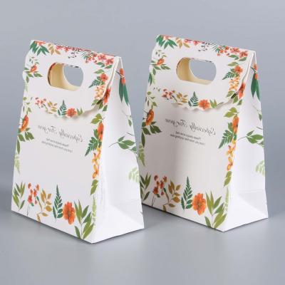 China Recycled Materials Custom Recycled Coated Paper Shopping Bag High Quality Paper Baggift Bags Wedding Packaging for sale