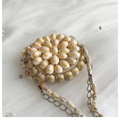 China 2019 New Fashion Small Shell Coin Purse Summer Women Handmade Pattern Chain Cross - Body Bag for sale