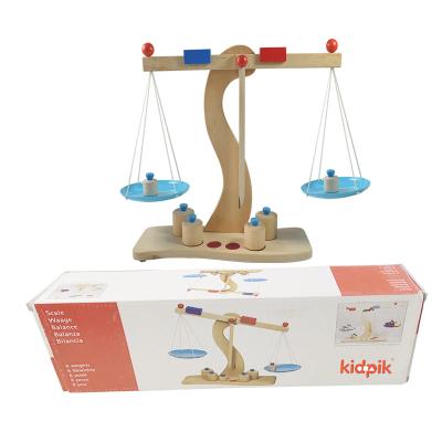 China Durable Wooden Montessori Math Baby Toys Wooden Weighing Scales Table Balance Scale Toy for sale