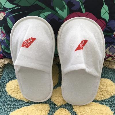 China Printing logo thick eva sole knitted cotton white cheap airline slipper for sale