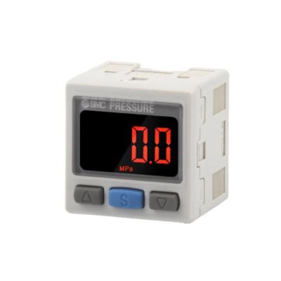 Cina ZSE30A-01-C SMC Digital Pressure Switch Pressure di vuoto R1/8 2-Color Display PNP Open Collector 2 Outputs in vendita