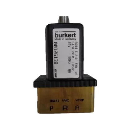 China Duurzame Burkert-solenoïde klep met ±10% spanningstolerantie en G 1⁄8 poortverbinding bij gemiddelde temperatuur 0 °C... 80 °C Te koop