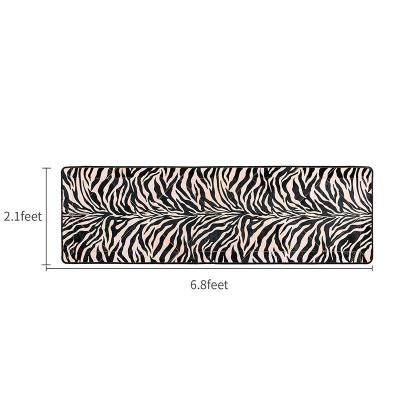 China Small Aamzon Cowhide Leather Stain Resistant Hot Selling Real Cowhide Blanket Black And White Area Rug for sale