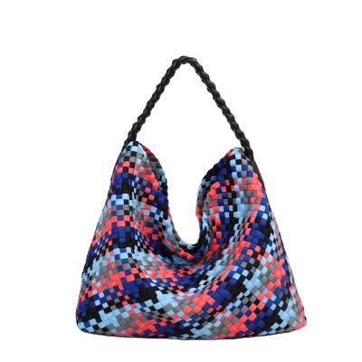 China Wholesale Fanshion Handwoven Neoprene Beach Tote Bag Shopping Travel Handwoven Braided Bag for sale