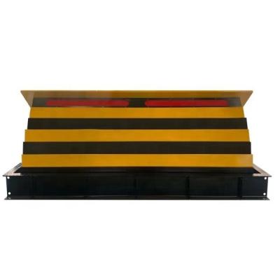 China Alta seguridad K12 M50 ZASP Bloqueador hidráulico de carreteras 1000 mm Alturas 20 mm espesor de la placa superior en venta