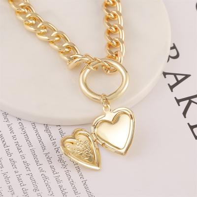 China Other 24K Gold Plated Jewelry Luxury Fashion Pearl Pendant Woman Jewelry Set Natural Gemston Necklaces for sale