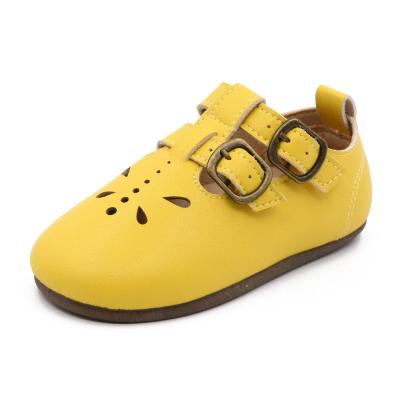 China Korean version of 2023 summer new children's leather shoes hollowed out princess shoes breathable sports shoes 22-31 for sale