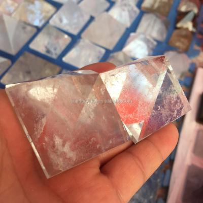 China Natural Energy Crystal Polished Meditation Pyramid Healing Crystal Quartz Pyramid Clear Quartz Rock from China for sale