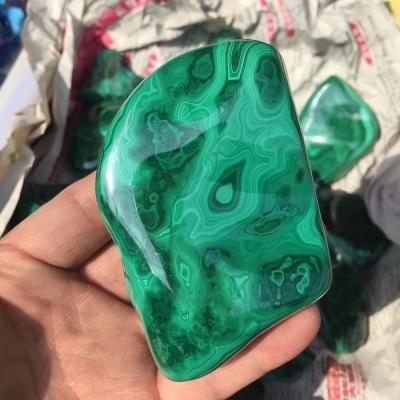 China China Wholesale Polished Malachite Slice Rough Stone Decorative Malachite for sale