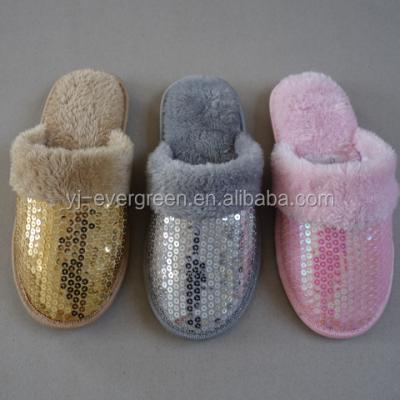 China Cushioning Glitter Home Winter Soft Slippers LE180186 for sale