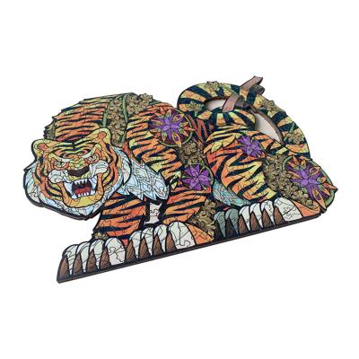 China Jigsaw Toy Bulls Tiger Wooden Puzzle Cartoon Best Gift For Adults And Kids Shape Unique Jigsaw Pieces Majestic Wolf for sale