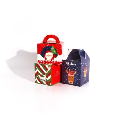 China Handmade Custom Merry Christmas Decorations Gift Apple Gable Boxes Santa Claus Xmas Tree Packing Bags New Year Christmas Candy Bags for sale