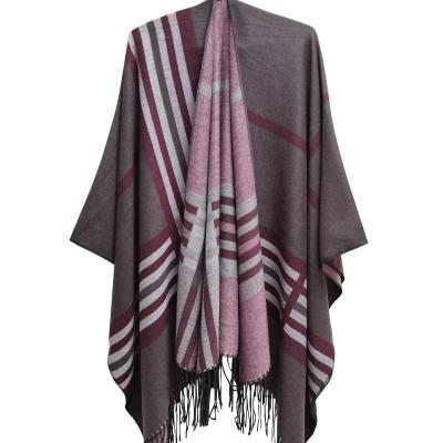 China Latest American European Wholesale Nepal Women Cashmere Poncho Casual Tartan Woven Travel Ponchos Winter for sale