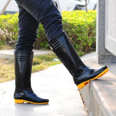 China Factory direct sale water shoes cow tendon upper rain boots men's high tops color canister men's high work slip-on insurance boots for sale