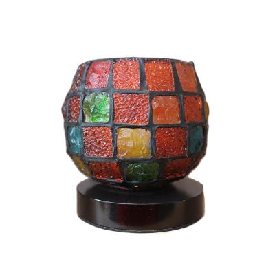 China China 2019 Fashion Design Inexpensive Energy Saving Colored Glass Salt Shade Stone Lamp for sale