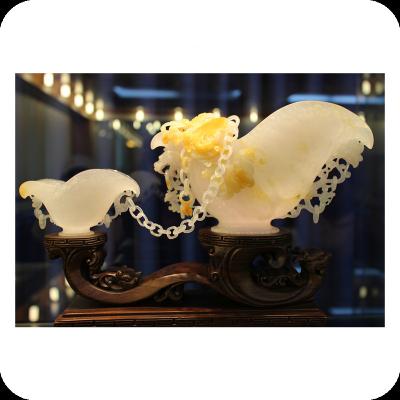 China Hot Selling China Concubine Imperial Wine Cup Design White Onyx Stone Carving Craft For Table Decor for sale