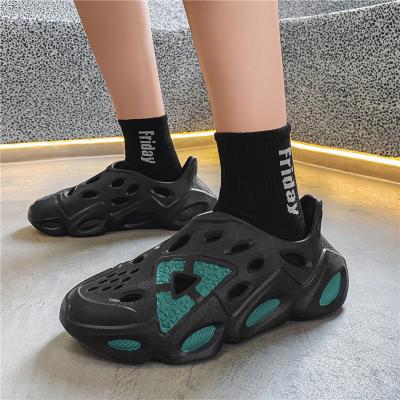 China Outdoor Beach Water Shoes Men Summer Unisex Non-slip Waterproof Quick-drying Slides EVA Round Deodorization Fashion Triangle Clogs Sandals for sale