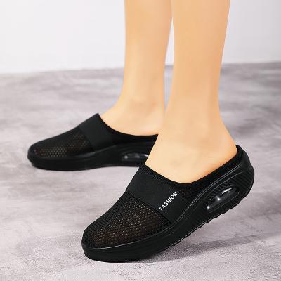 China Moisture Cushioning Wicking Relieve Cushioning Slippers For Female Slip On Wedges Slippers Summer Indoor Outdoor Women Slippers Sandals for sale