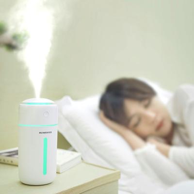 China New Customized Logo Home Mini Portable Drop Shipping Usb Car Charger 350ml Aroma Diffuser Car Mist Air Humidifier en venta