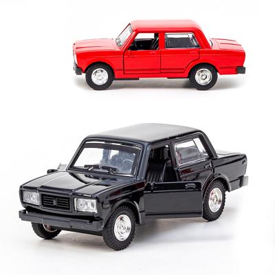 China Hot Selling Diecast Educational Toys 1:32 Alloy Car Model Car Retros New Car Force Back Ornaments Children's Toy Models for sale